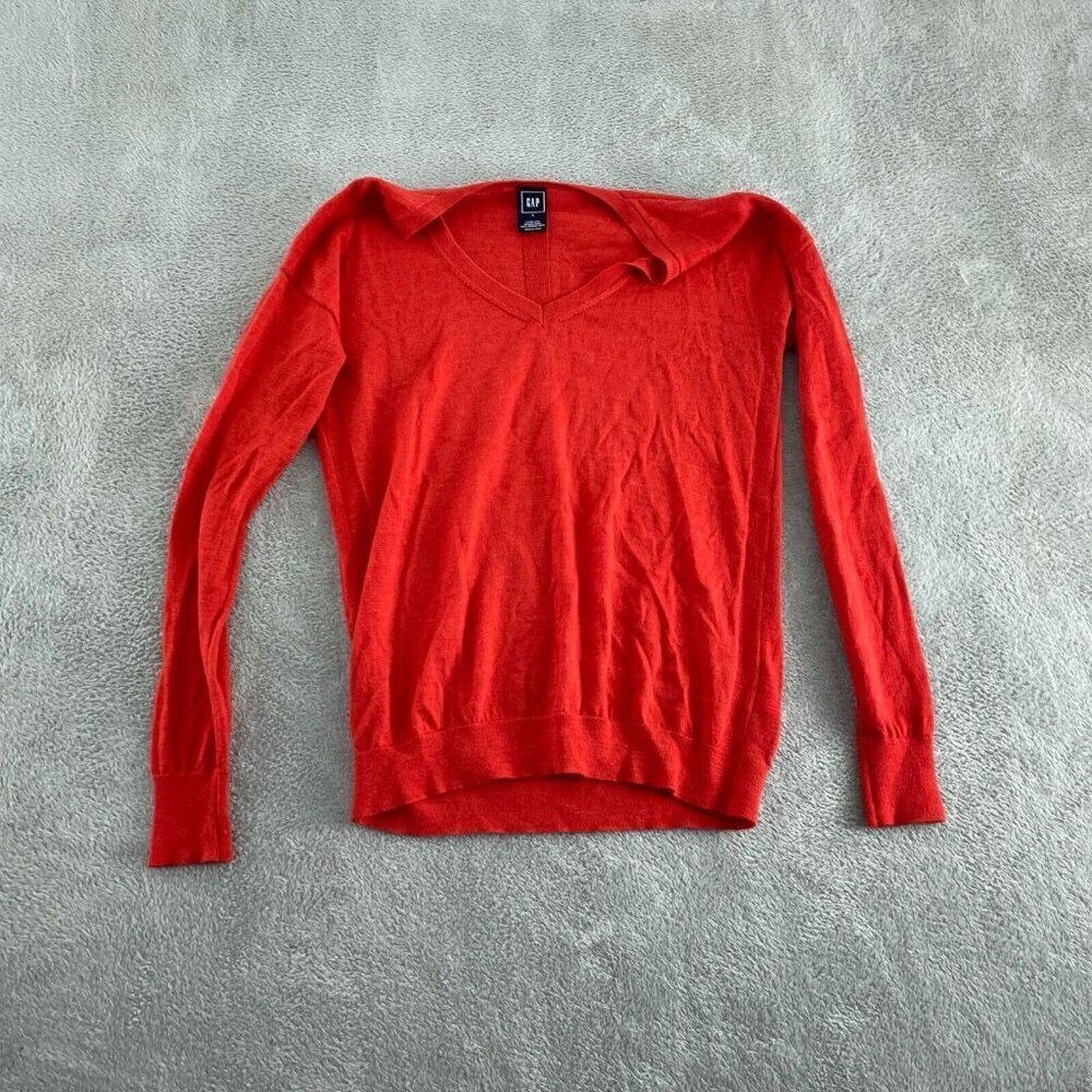 GAP Womens V-Neck Sweater Small Extra Fine Merino Wool Red Knit Long Sleeve 4848